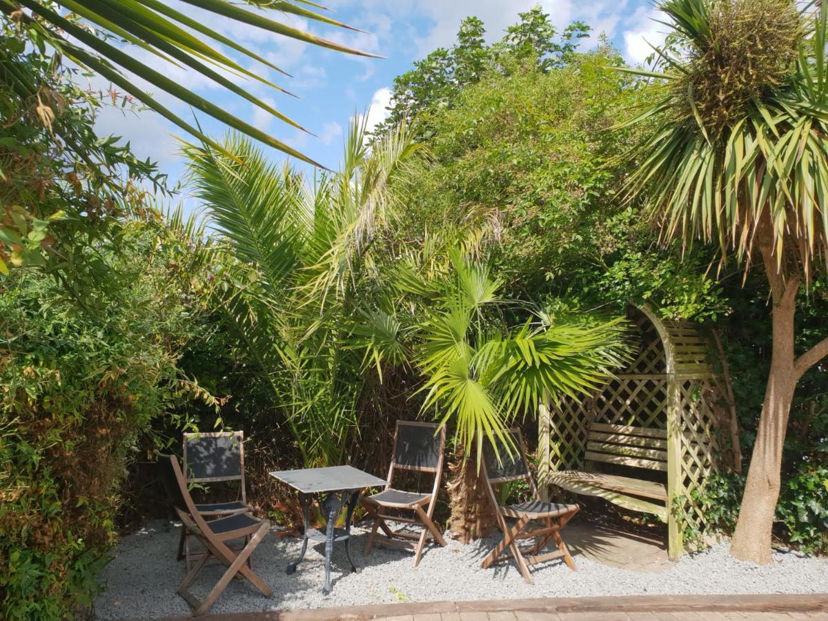 West Hill Retreat Edwardian Balcony Ensuite With Room Served Breakfast & Free Parking Гастингс Экстерьер фото